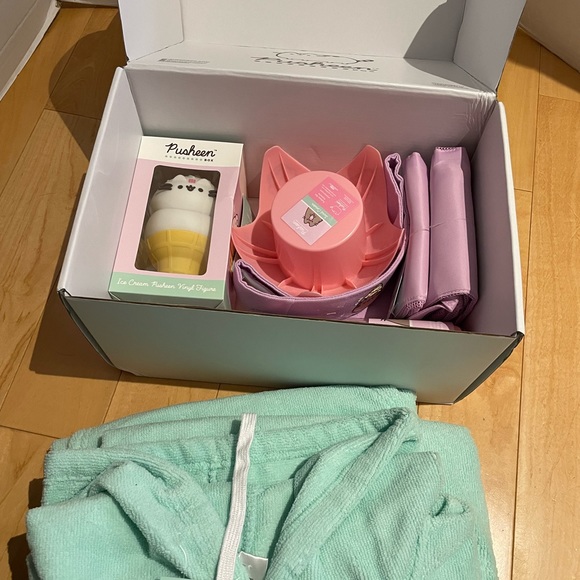 New on box Pusheen summer box - Picture 3 of 16